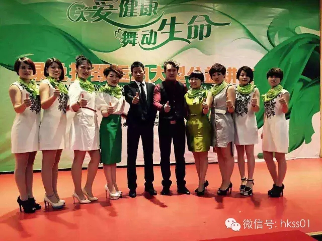 ʢ�����F����ƽ��������Sophie�ώ������ʿ�������x���Ҽ���Ӣ�F꠺�Ӱ